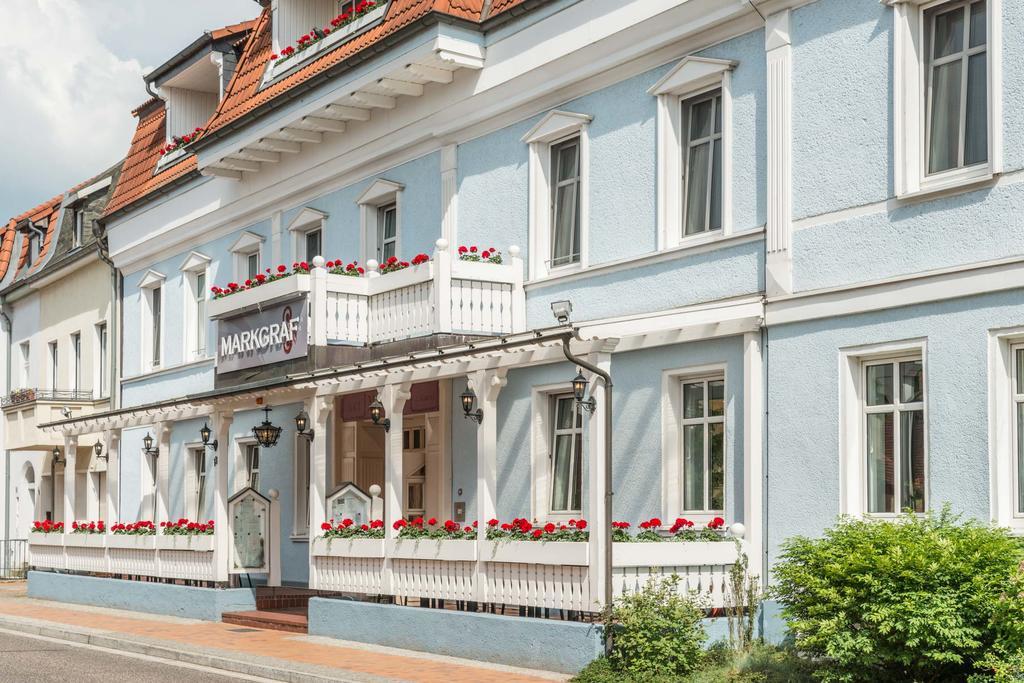 Hotel Markgraf Lehnin Exteriör bild